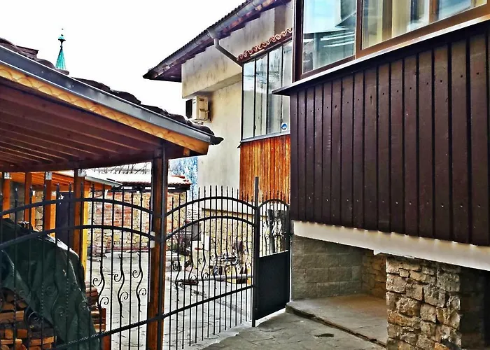 Trendy Pensiune Veliko Tărnovo